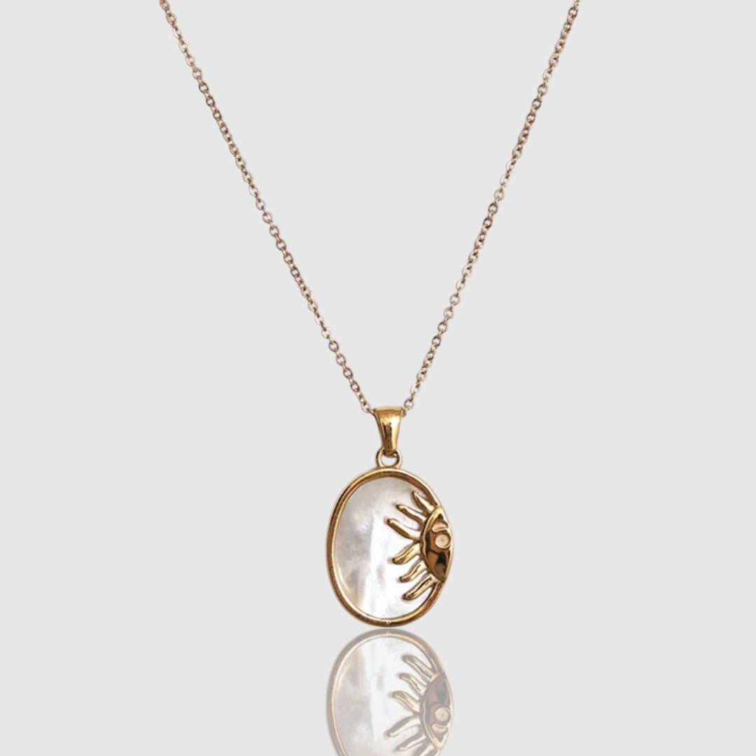 STELLA PENDANT NECKLACE